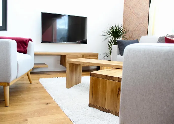 3,5 Dachwohnung: Modern, Komfortabel, Zentral, Mit Bergsicht * ديسنتس