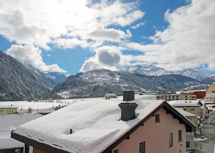 3,5 Dachwohnung: Modern, Komfortabel, Zentral, Mit Bergsicht شقة